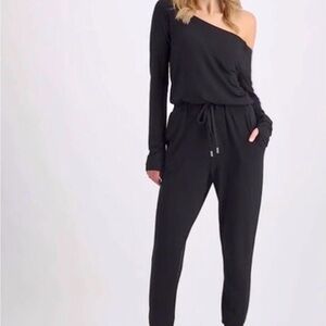 Culpos INC Chic Black Long Sleeve Jumpsuit